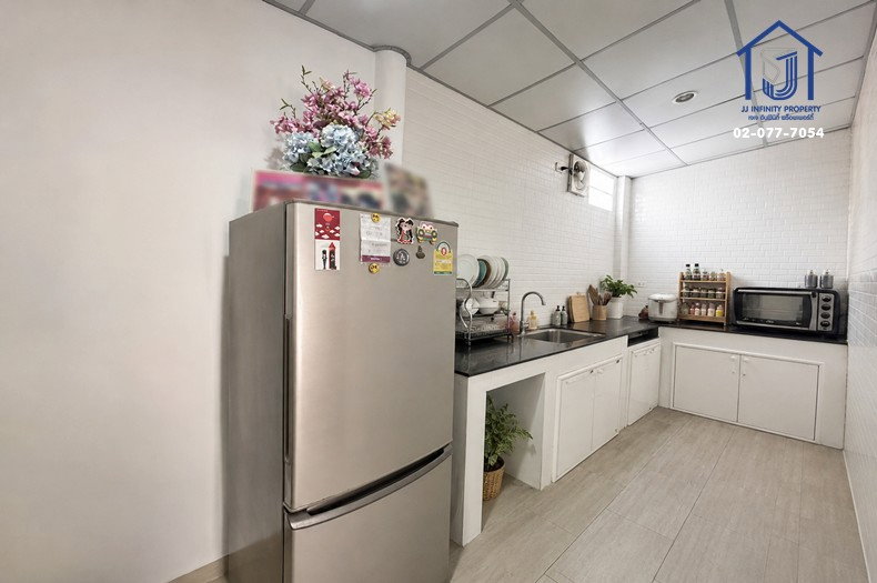 รูป ขายบ้านแฝด 2 ชั้น  หมู่บ้านพนาลี ประชาอุทิศ 90  ใกล้โรงเรียนสารสาสน์วิเทศศึกษา และทางด่วนวงแหวนใต้ - รูปที่ 12/15