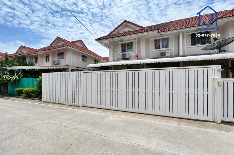 รูป ขายบ้านแฝด 2 ชั้น  หมู่บ้านพนาลี ประชาอุทิศ 90  ใกล้โรงเรียนสารสาสน์วิเทศศึกษา และทางด่วนวงแหวนใต้ - รูปที่ 2/15