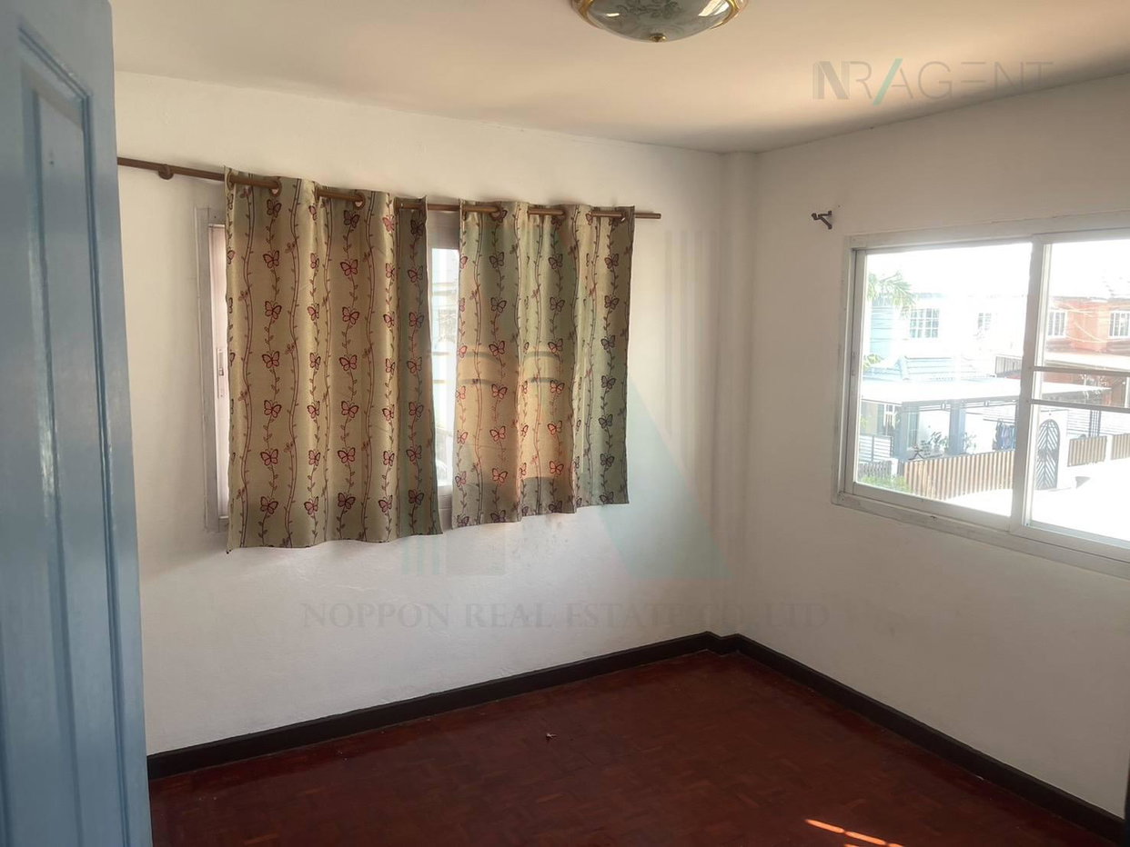 picture ð For Sell House K.C. GARDENHOME 2-story 4 bedroom 2 bathroom - 7/8