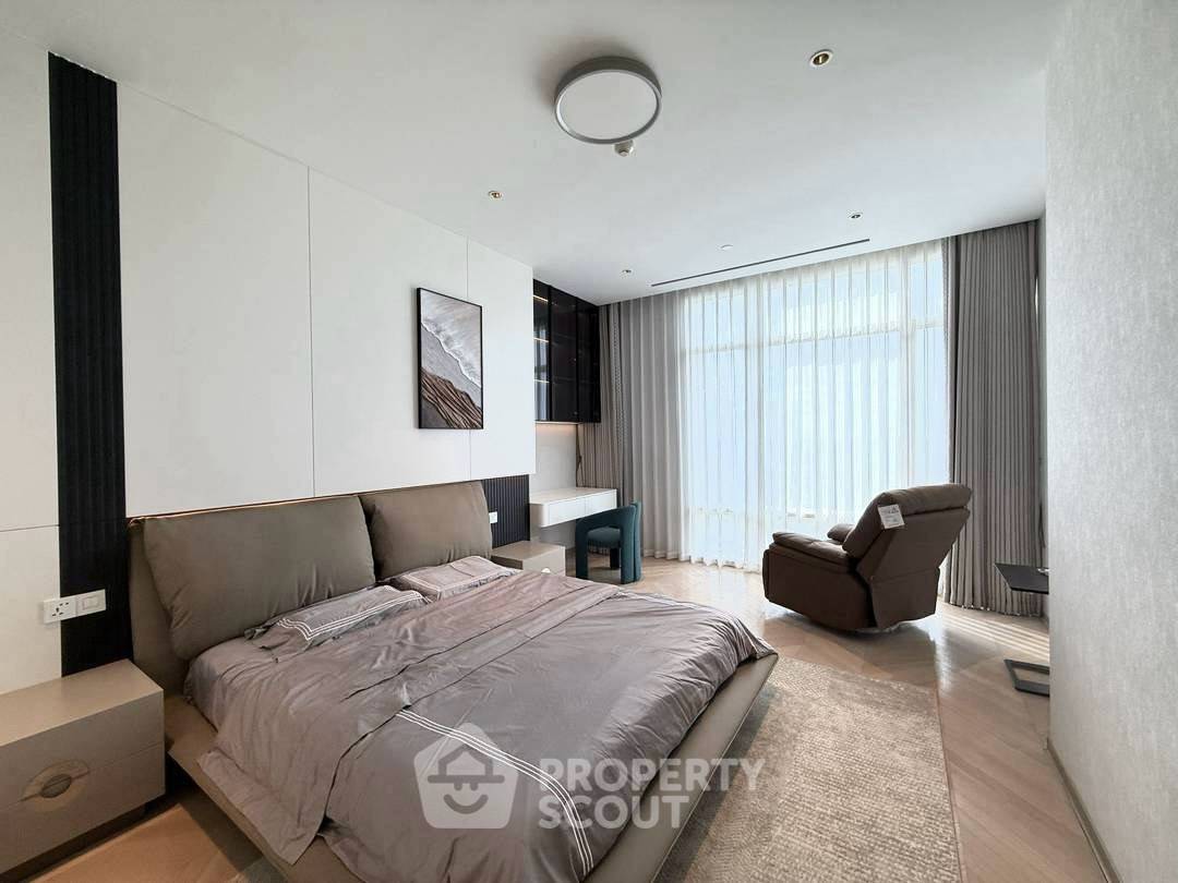 รูป คอนโด 4 ห้องนอน 360 ตร.ม. ชั้น 50 เลี้ยงสัตว์ได้ Four Seasons Private Residences Bangkok ใกล้ BTS สะพานตากสิน (ID 3182103) - รูปที่ 16/19