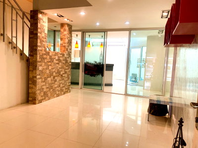 ทาวน์โฮม กรุงเทพมหานคร : 🏡 ขายทาวน์โฮม 3 ชั้นครึ่ง – เมอริท เพลส ลาดพร้าว 87 📍 ใกล้ CDC และ Central EastVille