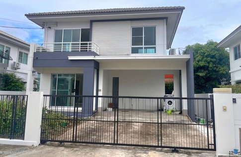 2-storey detached house for rent, 66 sq m, Bangna-Trad Road km 14, near Suvarnabhumi Airport.