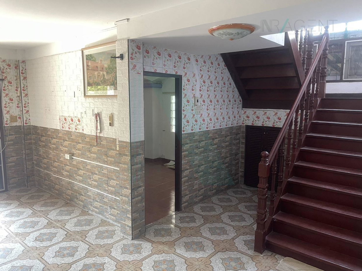 picture ð For Sell House K.C. GARDENHOME 2-story 4 bedroom 2 bathroom - 3/8