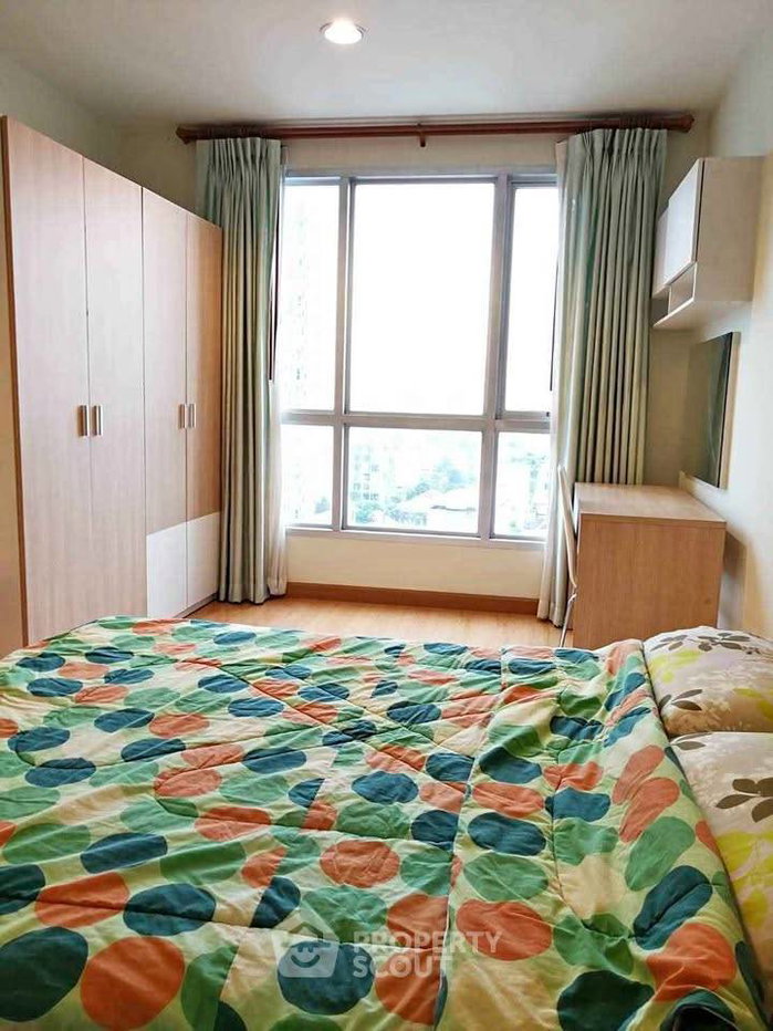picture 100m To MRT Sutthisan | 2-BR Condo At Life @ Ratchada-Suthisan (ID 3183043) - 1/5