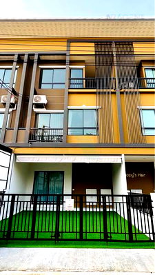 ทาวน์โฮม โรงเรียนนานาชาติเด่นหล้า : 📌 ขายทาวน์เฮาส์ โครงการ สัมมากร อเวนิว ชัยพฤกษ์-วงแหวน 3 ชั้น 3 ห้องนอน 3 ห้องน้ำ