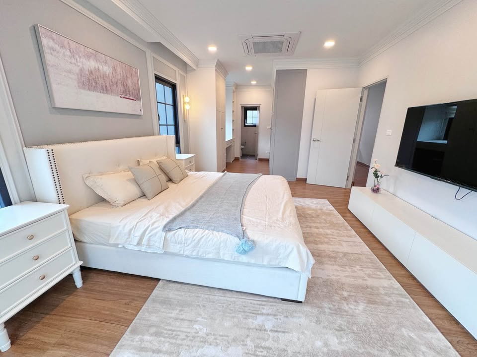 picture Modern Stylish House 4 bedrooms for Rent | Centro Bangna - 13/20