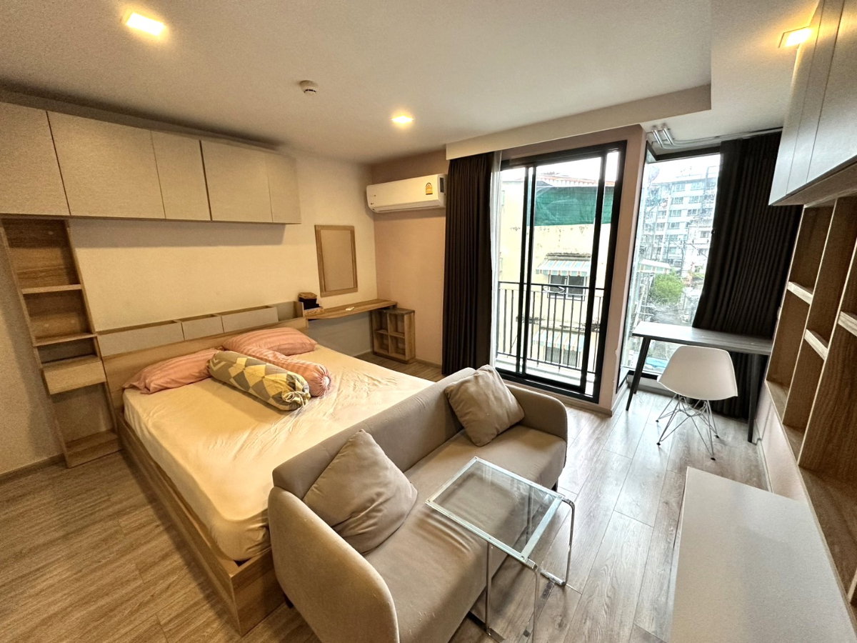 รูป 🏷️ P-9865 | Maestro 14 Siam - Ratchathewi : มาเอสโตร 14 ราชเทวี สตูดิโอกว้าง ใกล้ BTS ราชเทวี 21,000 บ. | Line ID: @easycondoplus | 099-229-6397 - รูปที่ 1/9