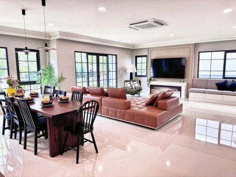 Modern Stylish House 4 bedrooms for Rent | Centro Bangna
