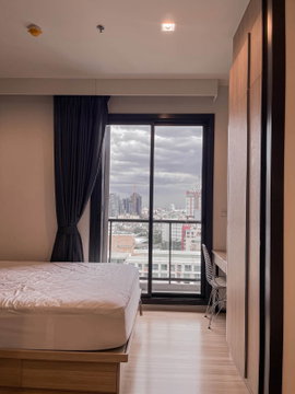 M Jatujak | Price 18,500 THB | Beautiful room, great location, fully furnished, ready to move in September 9, 2026.