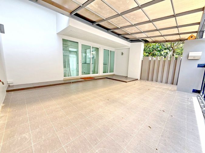 3-bed home office for rent, 330 sqm, 33.3 sq wah, Wang Thonglang