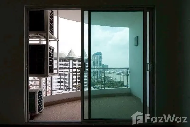 picture Chao Phraya River view, directly opposite Asiatique, 6669385 - 4/21