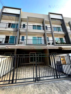 Townhouses for sale Ramkhamhaeng University 2 : 📌 For Sell Town house BAAN KLANG MUANG SUANLUANG 3-story 3 bedroom 3 bathroom
