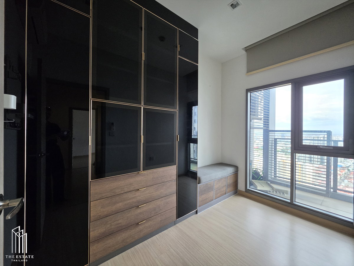 picture For rent Whizdom Connect, corner unit with Flexi Room  - 3/13