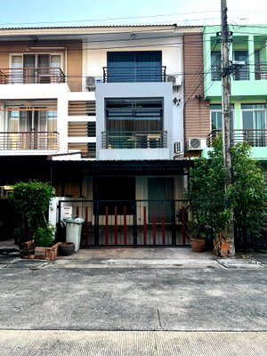 Townhouses for sale : 📌 For Sell Town house VISTA PARK VIPHAVADI 3-story 3 bedroom 3 bathroom