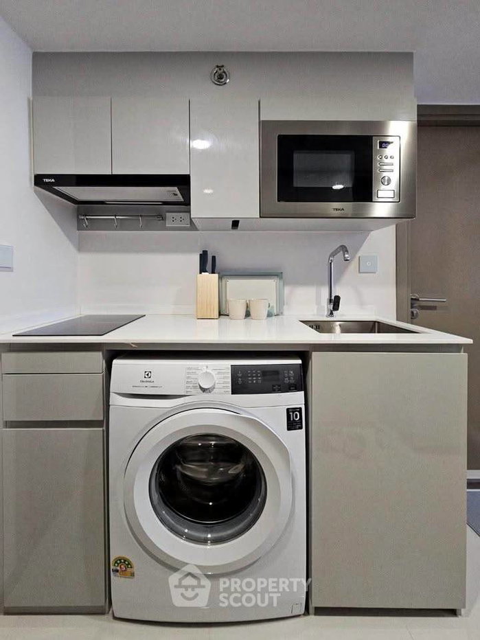 picture 200m BTS Phra Khanong | 1-BR KnightsBridge Space Sukhumvit-Rama4 (ID 3182362) - 6/23