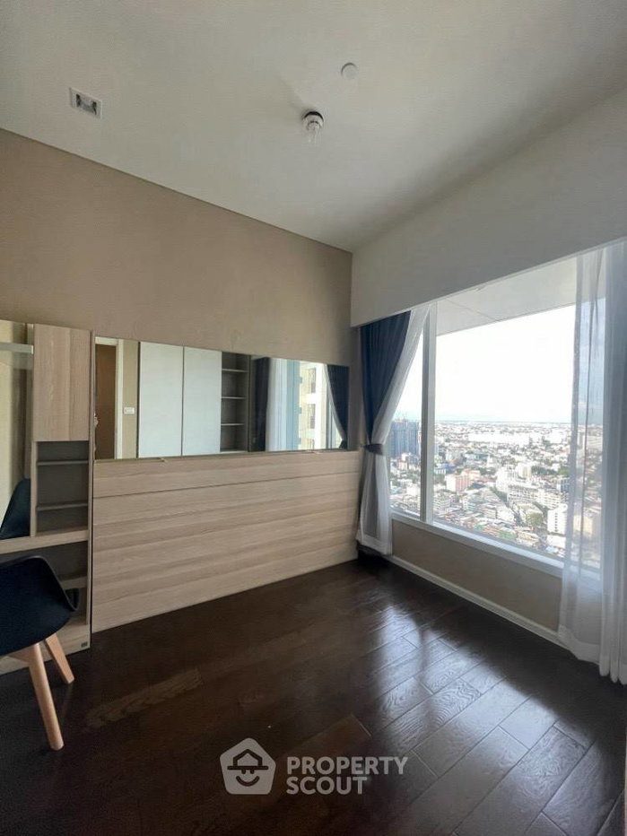 picture 33rd-Floor 2-BR At The Saint Residences, 100m To MRT Phahon Yothin (ID 3182124) - 12/14