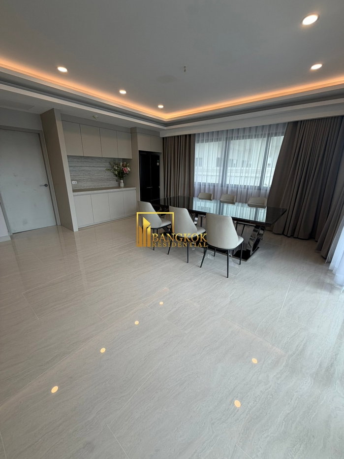 รูป Le Raffine 24 | Renovated 4 Bedroom Duplex Condo With Pool - BR62018CD - รูปที่ 7/32