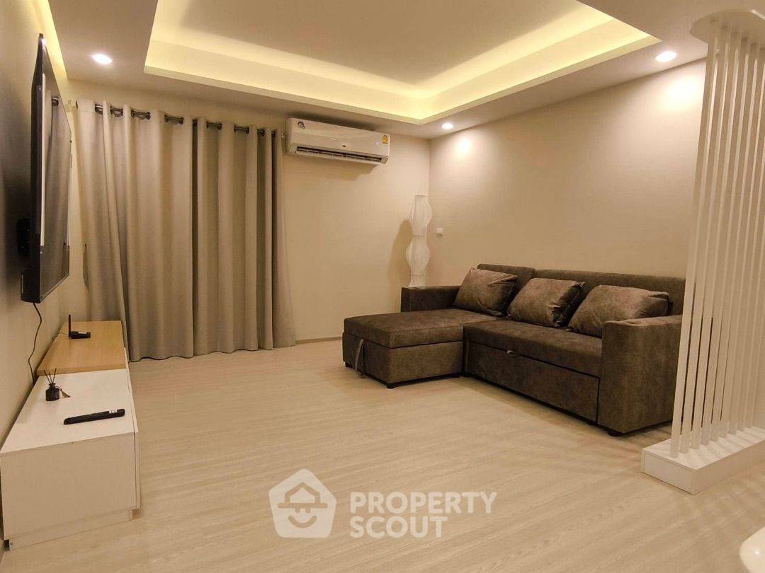 picture 1-BR Condo At SP Mansion Thonglor 8, 66 Sqm Near BTS Thong Lor (ID 3107655) - 1/9