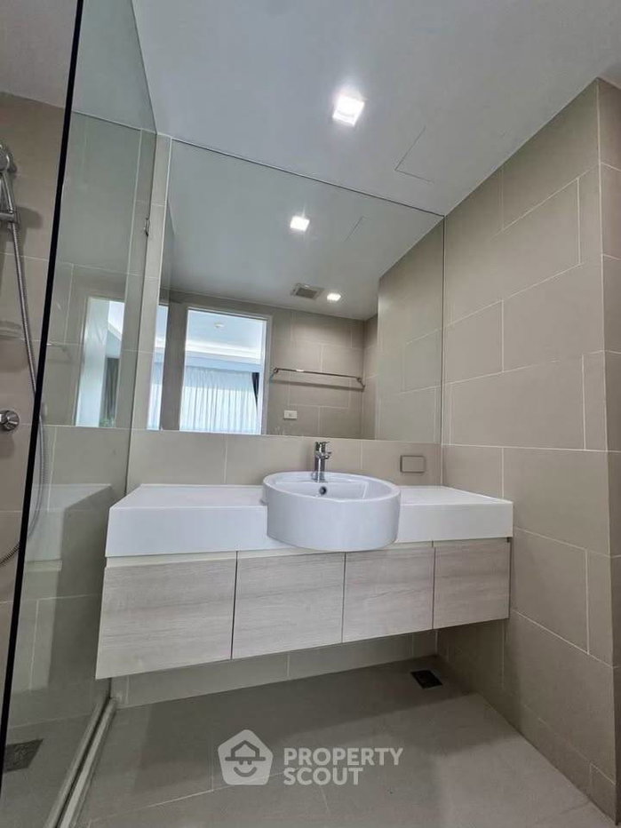 picture 1-BR Double Lake Condominium In Ban Mai, Nonthaburi (ID 3180888) - 7/12