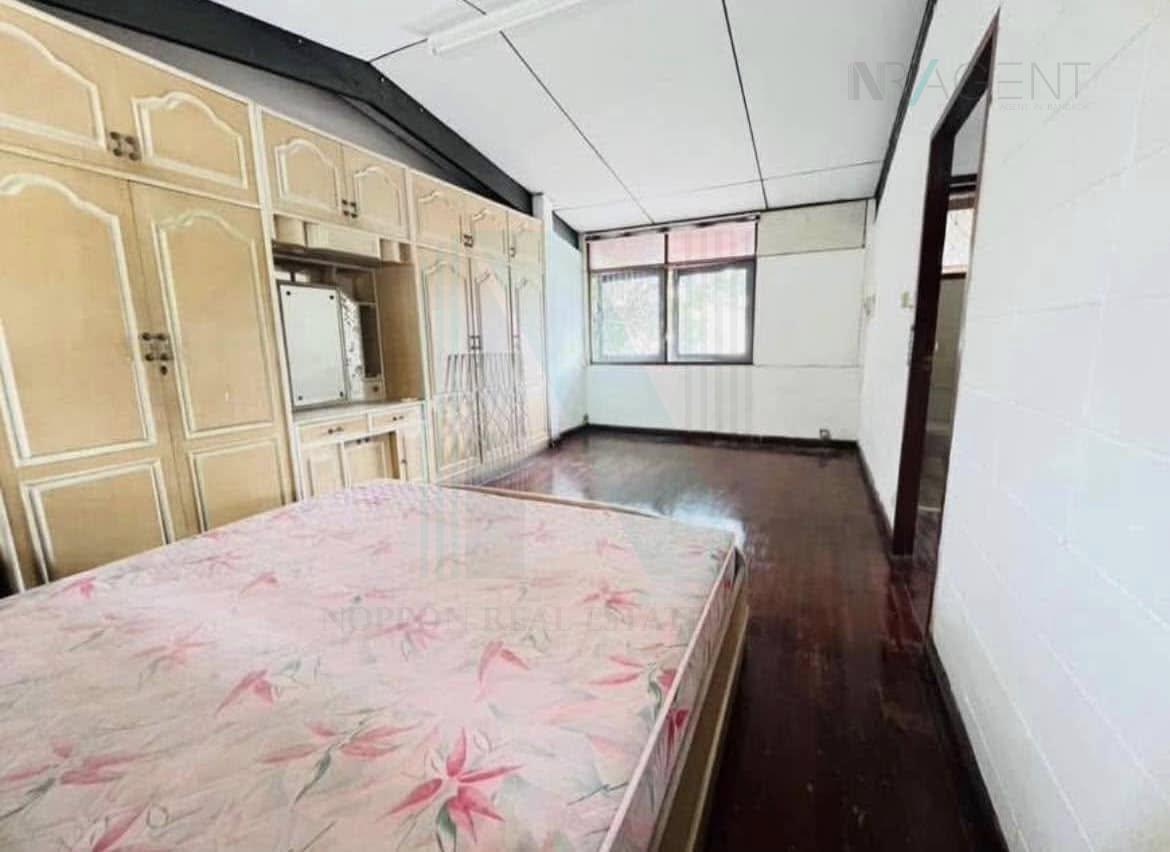 รูป 📌 ขายบ้านเดี่ยว โครงการ หมู่บ้านเสรี1 2 ชั้น 5 ห้องนอน 3 ห้องน้ำ - รูปที่ 5/8
