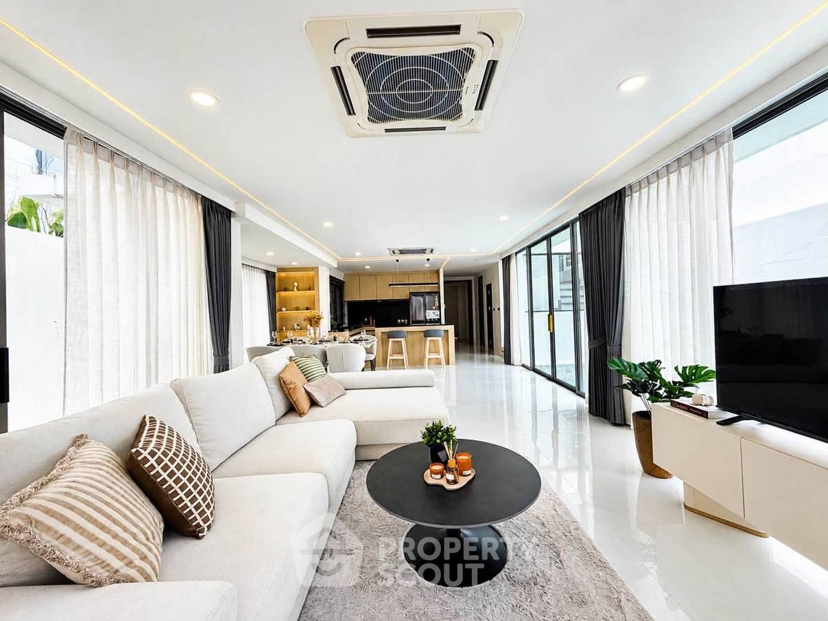 picture 322 Sqm 3-Bedroom Villa For Sale In Palai Chalong Phuket (ID 3182924) - 30/30