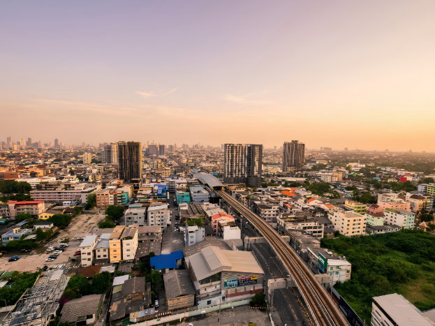 รูป ขายห้องมุม ห้องชั้นบนสุดของอาคาร ชั้น 22 มี 3 ทิศ เหนือ ตะวันตก และทิศใต้ ขายพร้อมอยู่ ทำเลศิริราช The Tree จรัญ 30 **ห้องหายาก 1 ชั้น มี1 ห้อง ** - รูปที่ 5/52