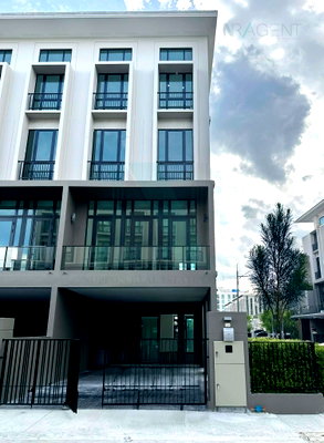 Townhouses for rent วิทยาลัยสิ่งแวดล้อม : 📌 For Rent 4-story Townhouse PATIO RATCHAYOTHIN 3 bedroom 5 bathroom