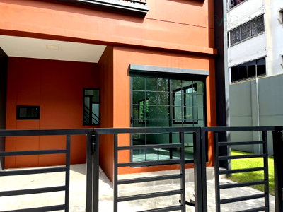 Townhouses for sale บิ๊กซี บางพลี : 📌 For Sell Town house SIRI PLACE BANGNA-THEPHARAK 2-story 3 bedroom 3 bathroom