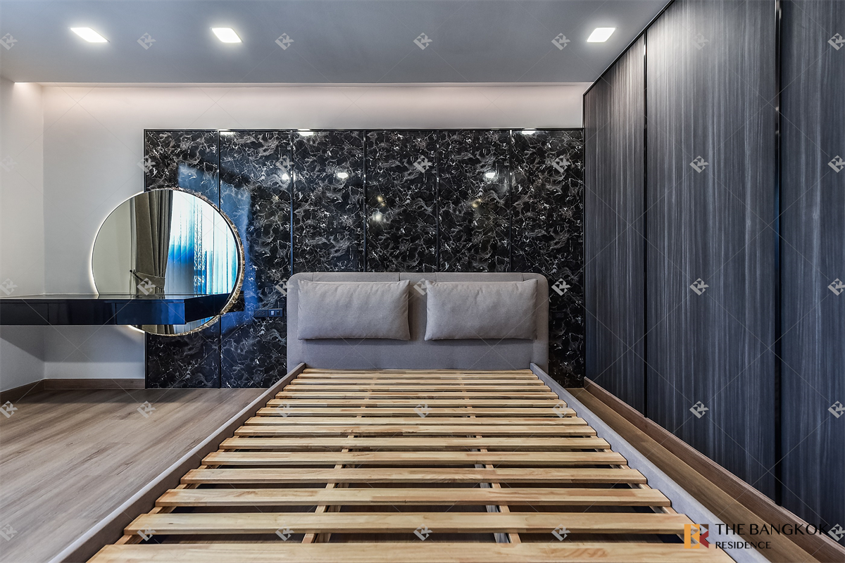 picture Somkid Gardens near BTS Phloen Chit Ultimate Luxury Lifestyle with Convenience - 6/10