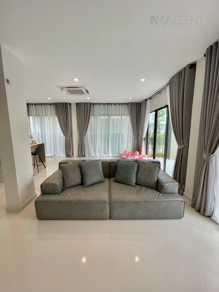 รูป 📌 ขายบ้านเดี่ยว โครงการ บางกอก บูเลอวาร์ด พระราม 9 2 ชั้น 3 ห้องนอน 4 ห้องน้ำ - รูปที่ 3/8