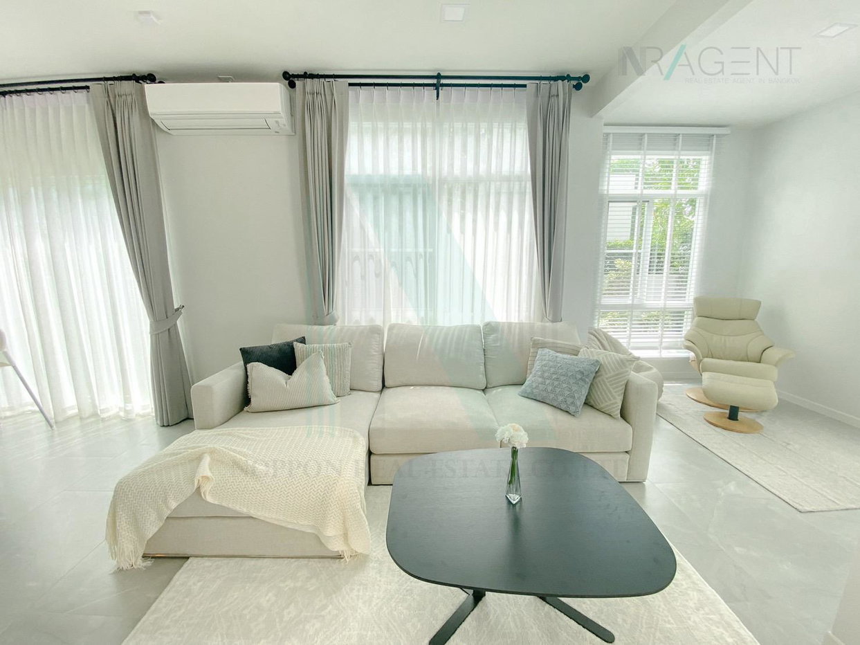 รูป 📌 ให้เช่าบ้านเดี่ยว 2 ชั้น มัณฑนา บางนา-วงแหวน 4 ห้องนอน 5 ห้องน้ำ - รูปที่ 3/8