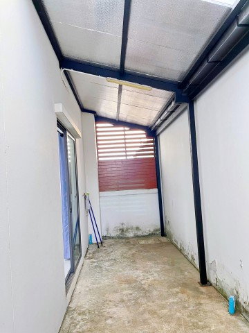 รูป ผนัง Double Wall ไดนาสตี้ ถ.พนัสนิคม-ชลบุรี ติดถนนสุขประยูร 27ตร.ว.163 ตร.ม. บ้านพรีเมียม 2 ชั้น ทาวน์โฮม 3 นอน 3 น้ำ ใกล้ - รูปที่ 7/8