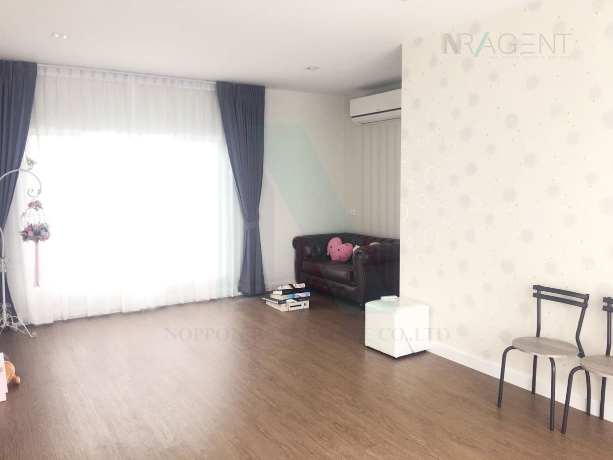 รูป 📌 ขายบ้านแฝด โครงการ โกลเด้น นีโอ สาทร 2 ชั้น 5 ห้องนอน 4 ห้องน้ำ - รูปที่ 2/8