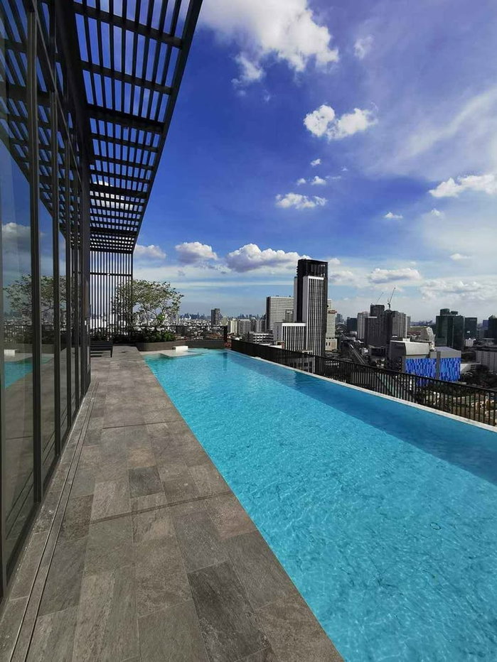 picture ðĒCondo For Rent ðĒCentric RatchayothinðLocation BTS Ratchayothin Fully-Furnished Type 1 Bedroom 1 BathroomðąADD LINE @572aurac - 8/9