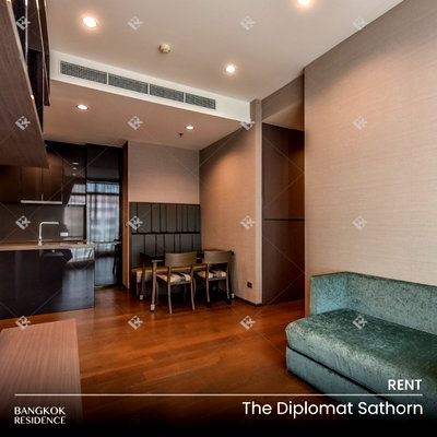 Condos for rent : Rental Condo 🌆 The Diplomat Sathorn, 2BR 70 sq.m. 45K 💎 Spacious Unit, Great Price, Near BTS Surasak 