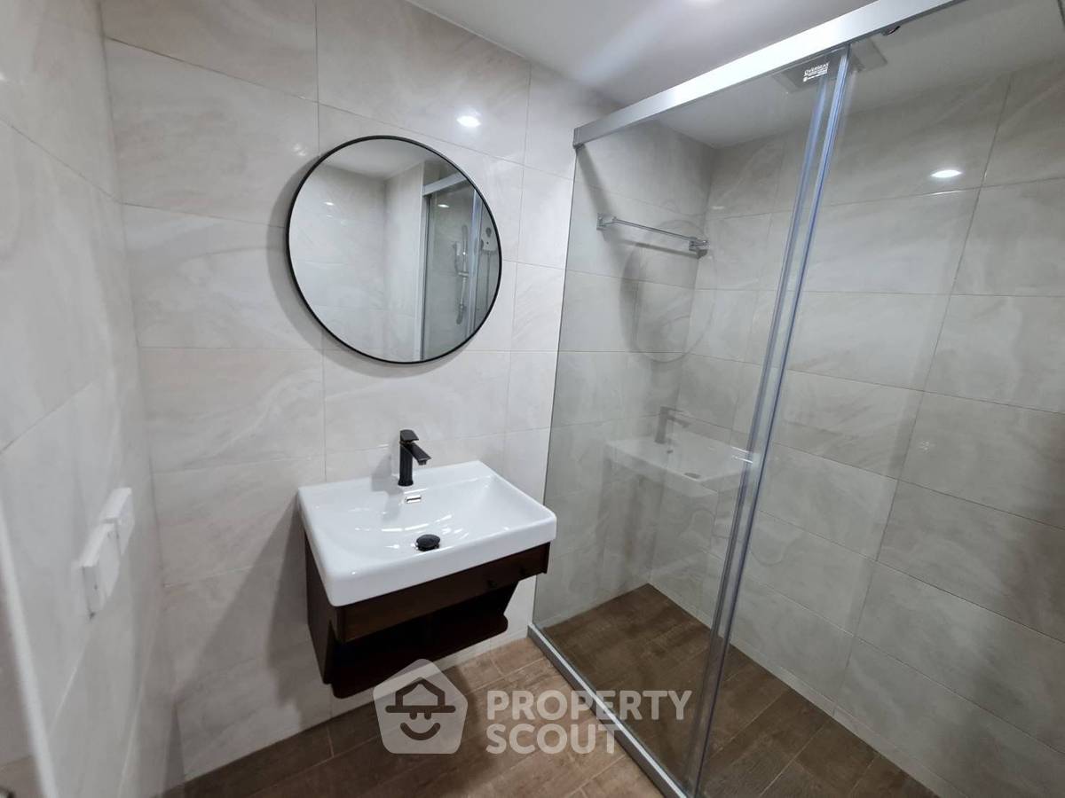 picture 27th-Floor 1-BR Sukhumvit Suite Near BTS Nana (ID 3182877) - 3/12
