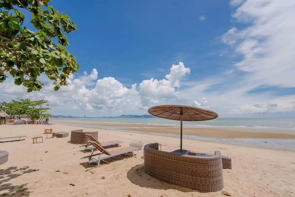 picture 🔥 FOR SALE – Grand Florida Beachfront Pattaya, Na Jomtien 🌊 - 5/8