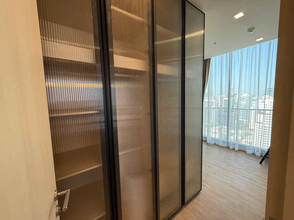 picture Full 2 Bed / 2 Bath / 60m2 / Noble State 39 - 9/11