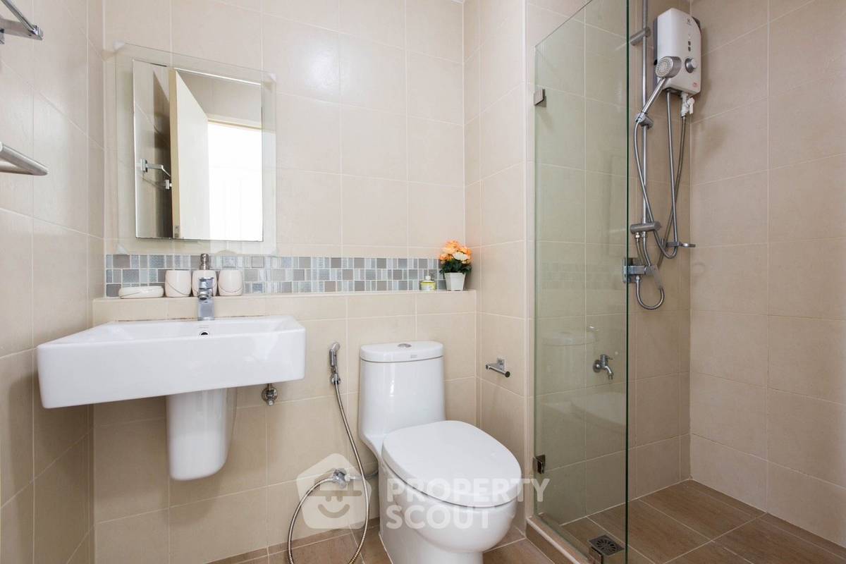 picture 26th-Floor 2-BR At Circle Condominium Near MRT Phetchaburi (ID 3183557) - 8/11