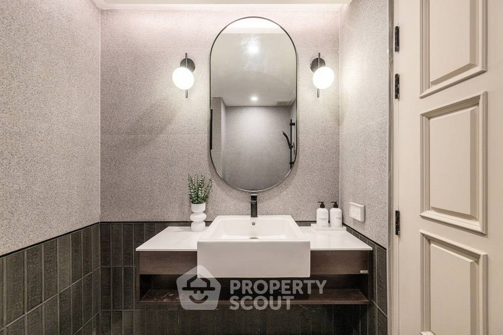 รูป ใกล้ BTS ทองหล่อ 200 ม. คอนโด 3 ห้องนอน Fifty Fifth Tower Thonglor (ID 3182807) - รูปที่ 5/50