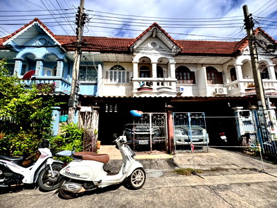 Townhouses for sale Thanon Thep Rak : Two-story townhouse for sale in Sena Villa 3, Soi Kubon 27,(N.1933)