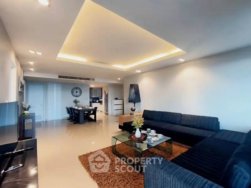 รูป คอนโด 2 ห้องนอน ขนาด 148 ตร.ม. La Royale Beach Condo พัทยา (ID 1556610) - รูปที่ 5/15