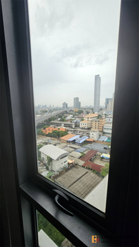High-potential Location, Not as Expensive as You Think Mayfair Place Sukhumvit 50