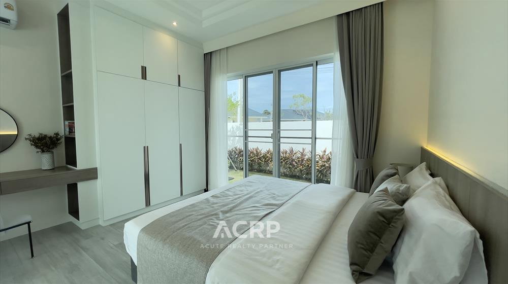 picture Luxury Modern Pool Villa for Sale: EEDEN LUXE Hua Hin - Thap Thai (00162290) - 14/21