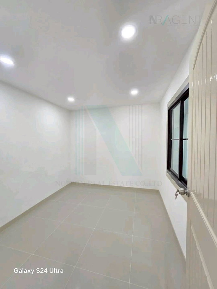 รูป 📌 ขายทาวน์เฮาส์ โครงการ บ้านมนวดี 2 ชั้น 4 ห้องนอน 2 ห้องน้ำ - รูปที่ 7/8