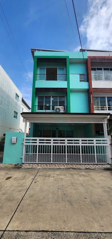 รูป 📌 ขายทาวน์โฮม โครงการ หมู่บ้านพลอยนคราเพลส 3 ชั้น 3 ห้องนอน 3 ห้องน้ำ - รูปที่ 1/8