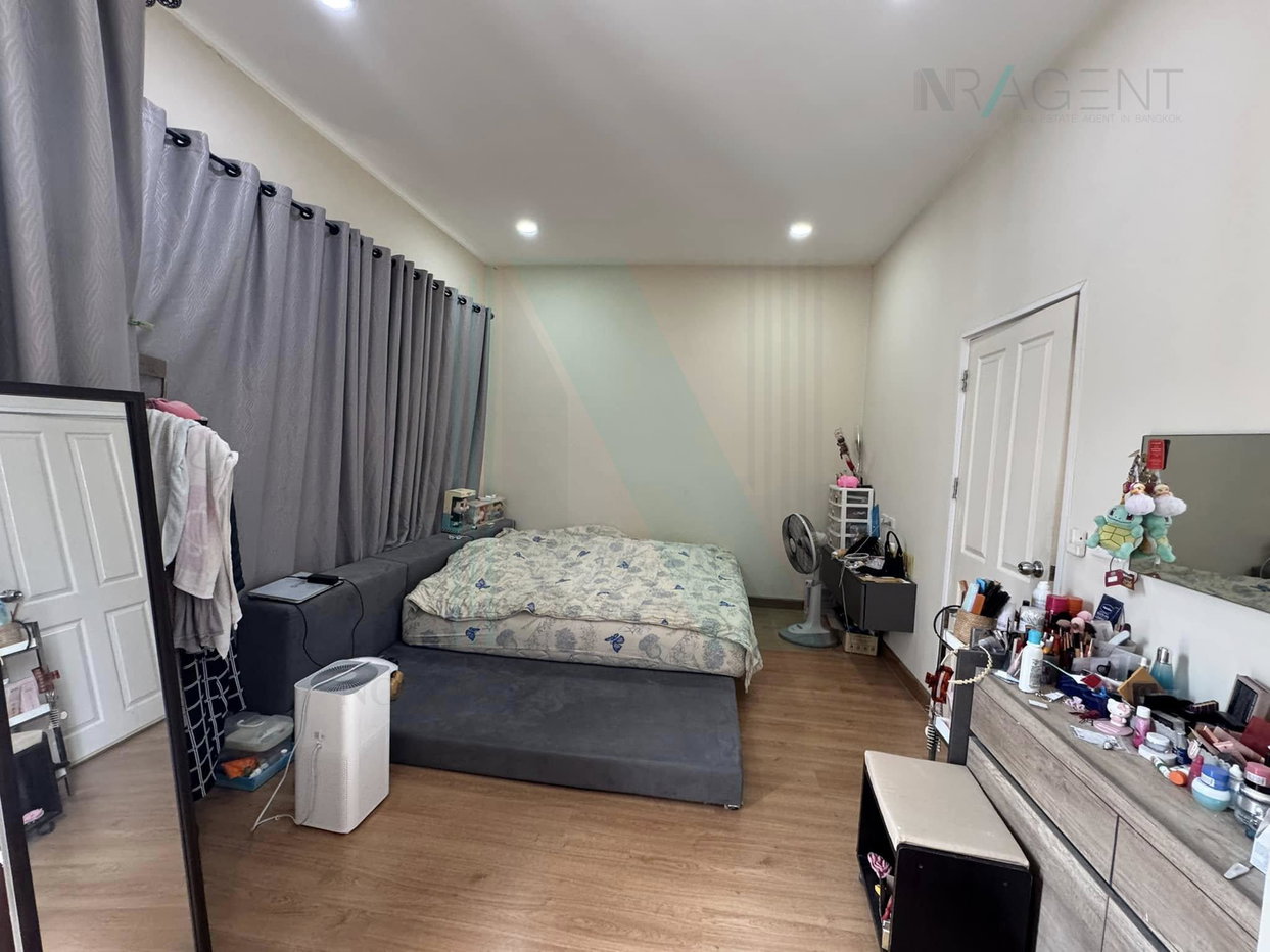 รูป 📌 ขายทาวน์เฮาส์ โครงการ โกลเด้น ทาวน์ เกษตร - นวมินทร์ 2 ชั้น 4 ห้องนอน 3 ห้องน้ำ - รูปที่ 5/8