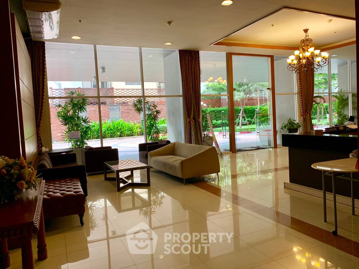 picture 25th-Floor 2-BR At Diamond Sukhumvit, 300m To BTS On Nut (ID 884474) - 19/24