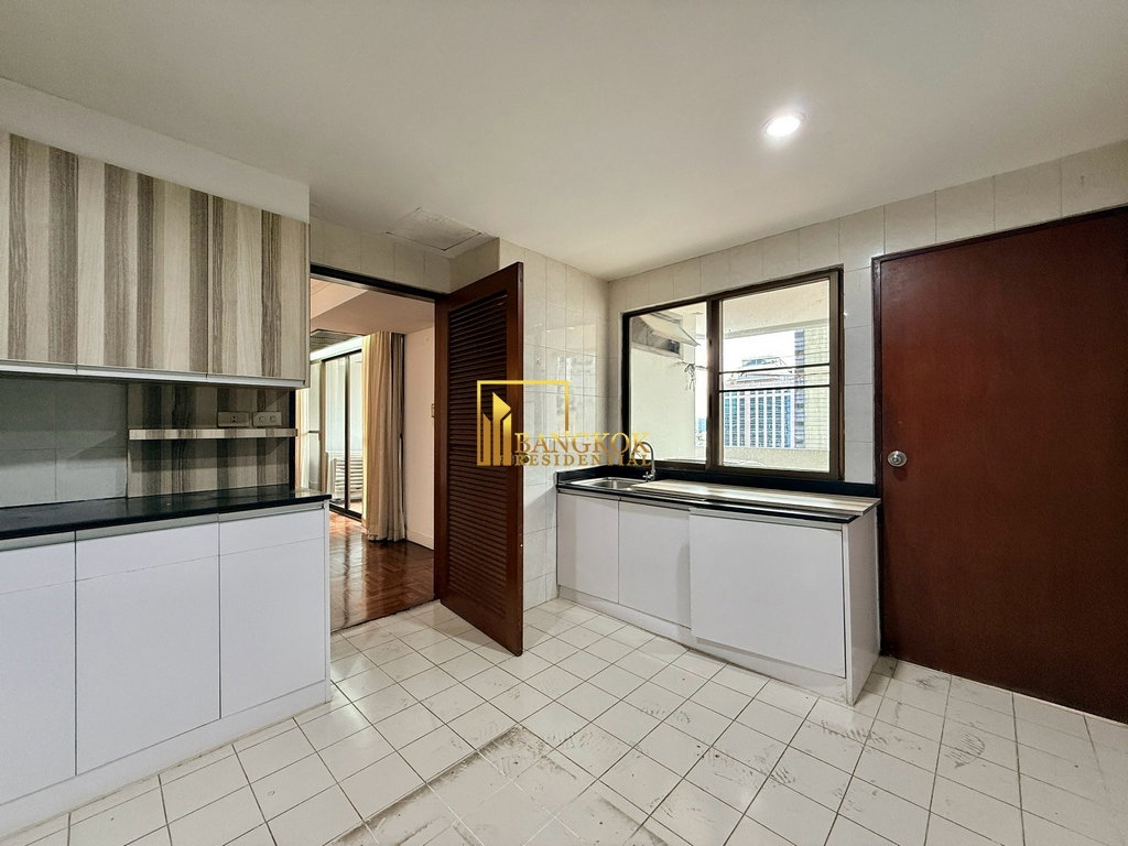 picture Windsor Tower | Spacious 3 Bedroom Condo For Rent - BR6366CD - 12/37
