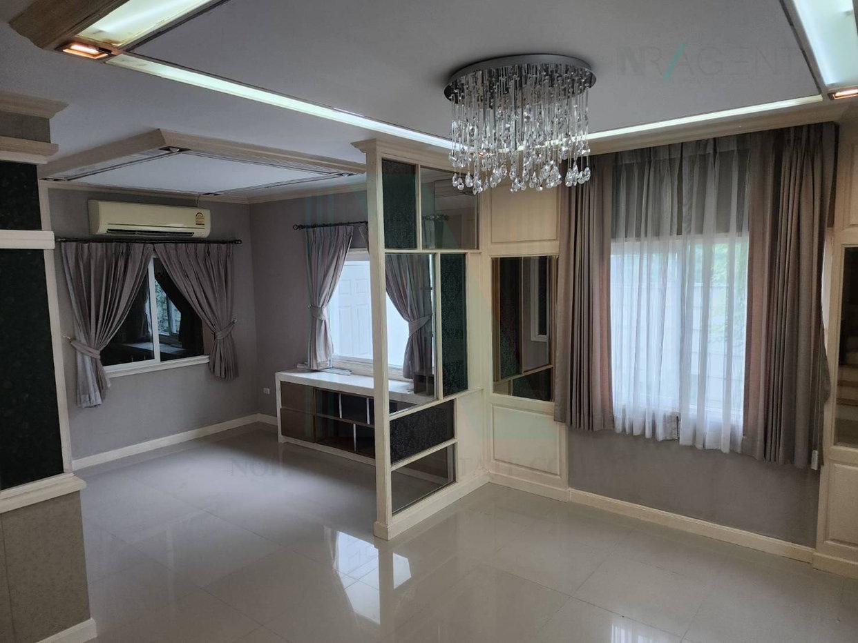 picture 📌 For Sell Town house GUSTO PHAHOLYOTHIN – RAMINTRA 2-story 4 bedroom 3 bathroom - 3/8